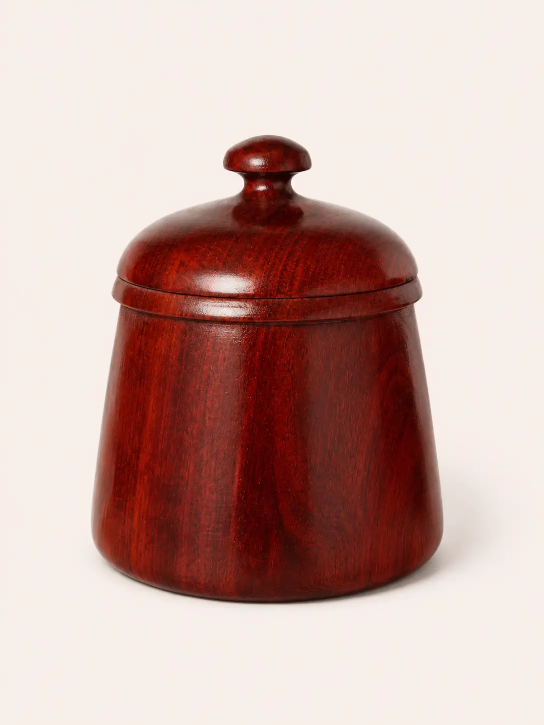 Frasco de madera con tapa